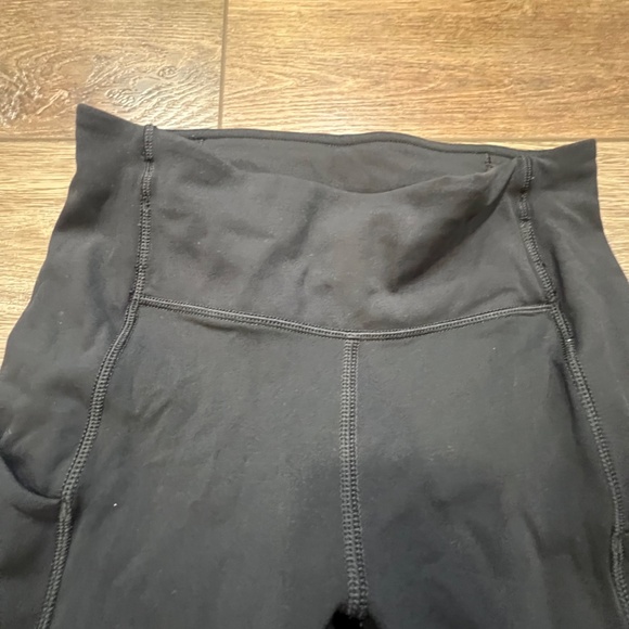 Lululemon Speed Up Crop Women's Leggings, Black, Size 2, 21" Inseam - Picture 4 of 13